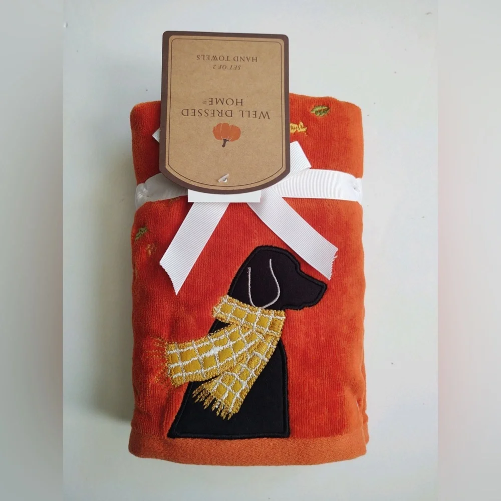 2pc WELL DRESSED HOME Hand Towel Set - Woven Outline of Dog Wearing Scarf